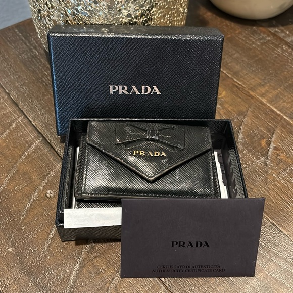 Prada trifold wallet. RARE. In excellent condition. Metallic silver and gold blk - Picture 1 of 11